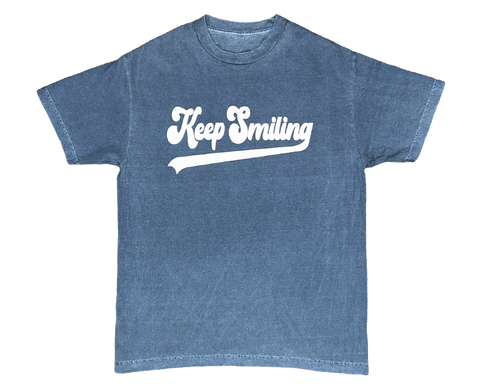 KEEP SMILING SHORT SLEEVE TEE